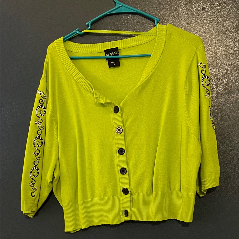 Torrid 3 Neon Green Cardigan with beetlejuice Embroidered Sleeves